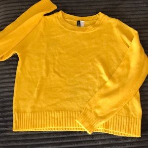 H&M knit yellow sweater